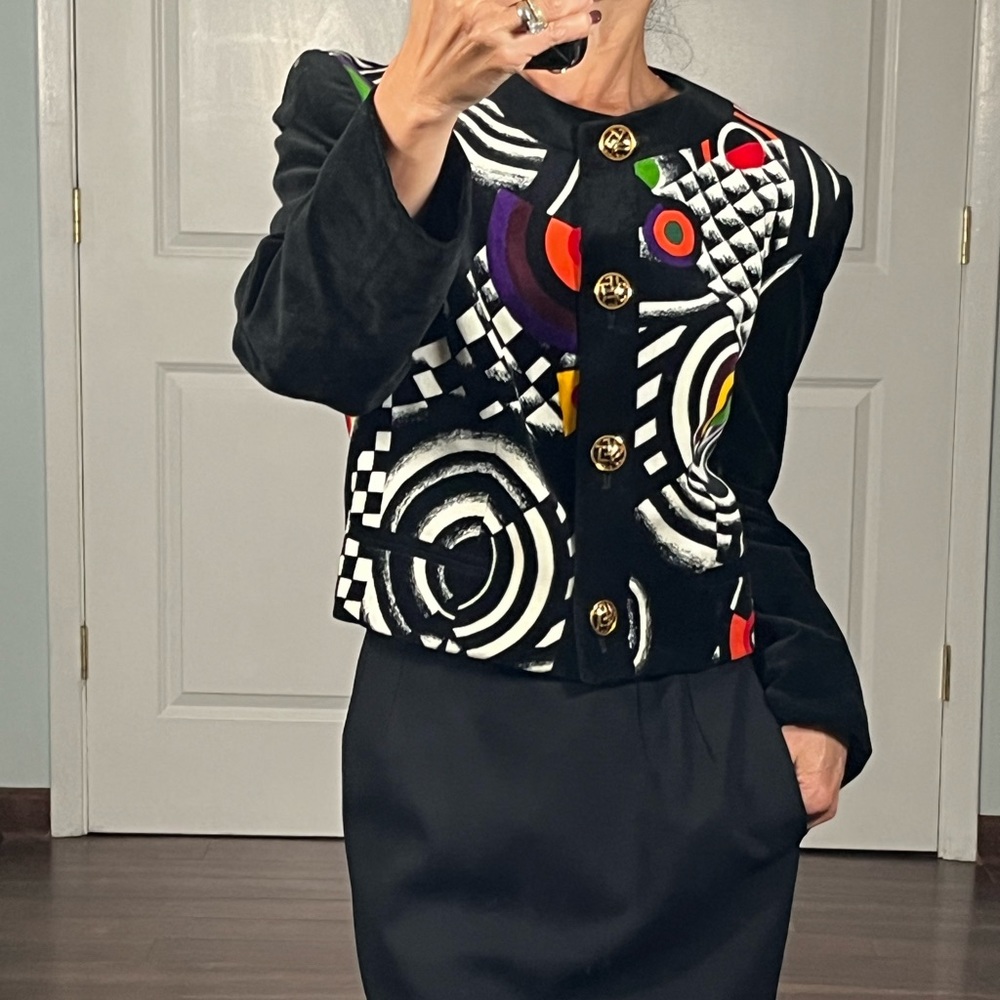 Louis Feraud Set Vintage velvet cropped ladies jacket size 6